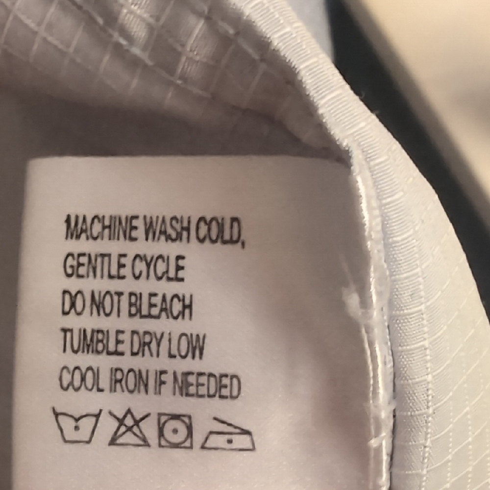 Weatherproof Light Gray/Blue Fish Pattern Button-… - image 4